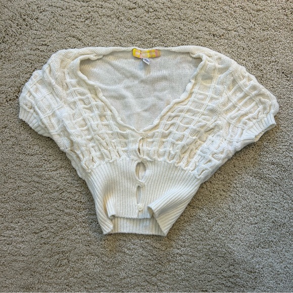 Urban Outfitters Knit Top! - Picture 3 of 6